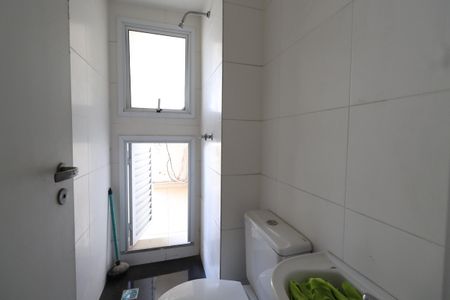 Apartamento para alugar com 265m², 4 quartos e 4 vagasBanheiro de serviço