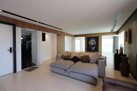 Apartamento para alugar com 265m², 4 quartos e 4 vagasSala