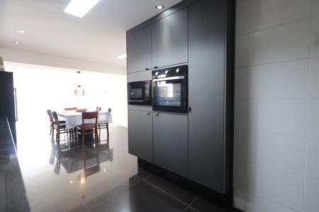 Apartamento para alugar com 265m², 4 quartos e 4 vagasCozinha