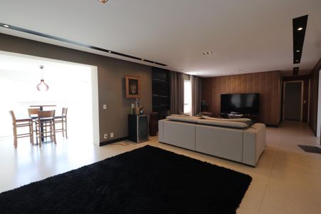 Apartamento para alugar com 265m², 4 quartos e 4 vagasSala