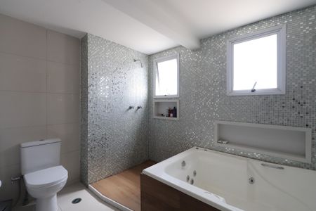 Apartamento para alugar com 265m², 4 quartos e 4 vagasBanheiro da Suíte 