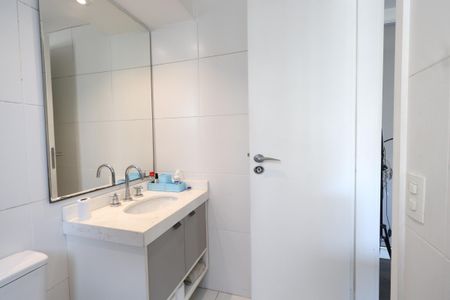Apartamento para alugar com 265m², 4 quartos e 4 vagasBanheiro da Suíte 2