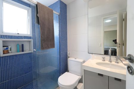 Apartamento para alugar com 265m², 4 quartos e 4 vagasBanheiro da Suíte 2