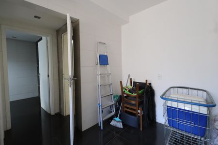 Apartamento para alugar com 265m², 4 quartos e 4 vagasÁrea de Serviço