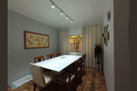 Casa à venda com 190m², 3 quartos e 2 vagasCopa