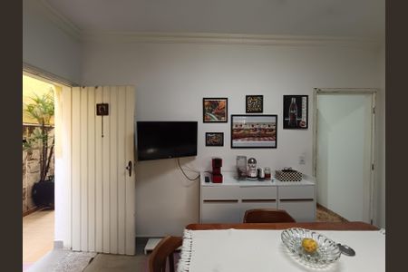 Casa à venda com 190m², 3 quartos e 2 vagasCozinha