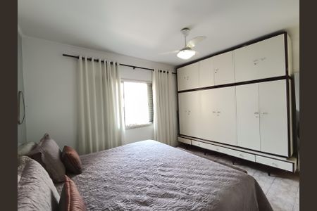 Casa à venda com 190m², 3 quartos e 2 vagasSuite