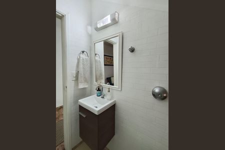 Casa à venda com 190m², 3 quartos e 2 vagasLavabo