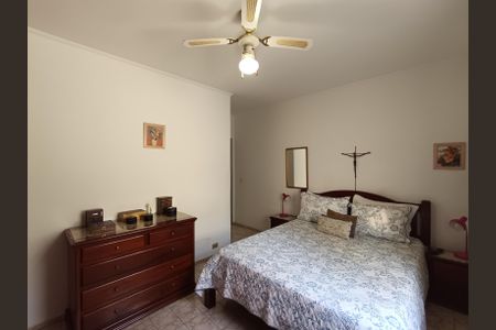 Casa à venda com 190m², 3 quartos e 2 vagasQuarto