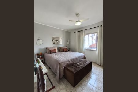 Casa à venda com 190m², 3 quartos e 2 vagasSuite