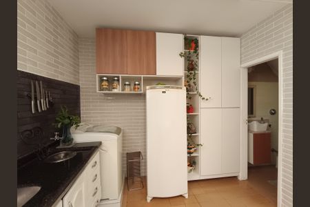 Casa à venda com 190m², 3 quartos e 2 vagasCozinha Gourmet