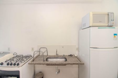 Apartamento à venda com 48m², 2 quartos e 1 vaga Apartamento à venda com 48m², 2 quartos e 1 vagaCozinha e Área de Serviço