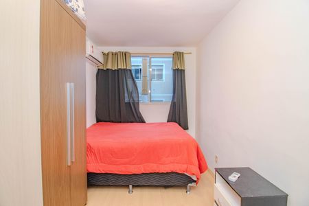 Suíte de apartamento à venda com 2 quartos, 48m² em São Sebastião, Porto Alegre