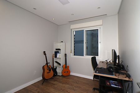 Apartamento à venda com 83m², 3 quartos e 1 vagaQuarto 2