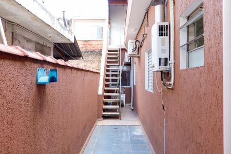 Casa para alugar com 100m², 3 quartos e 2 vagasCorredor