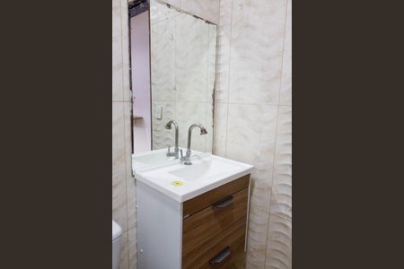 Casa para alugar com 100m², 3 quartos e 2 vagasBanheiro