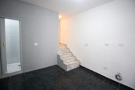 Sala de casa para alugar com 2 quartos, 100m² em Jardim Santo Antonio, São Paulo