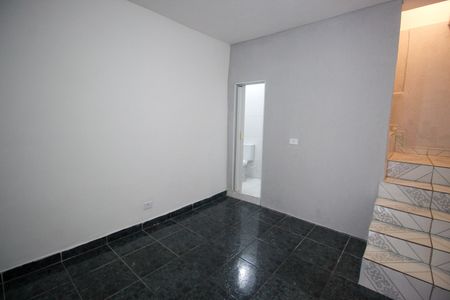 Sala de casa para alugar com 2 quartos, 100m² em Jardim Santo Antonio, São Paulo