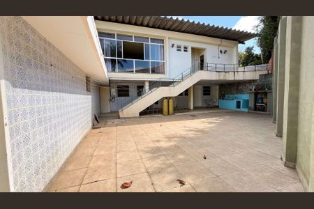 Casa à venda com 429m², 7 quartos e 8 vagas