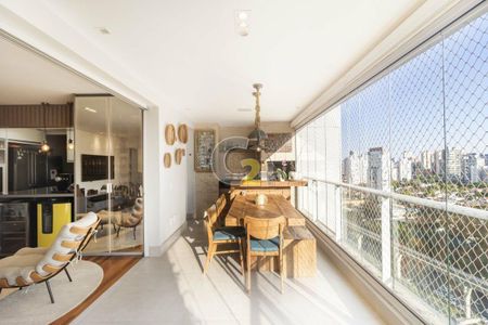 Apartamento à venda com 3 quartos, 134m² em Cidade Monções, São Paulo