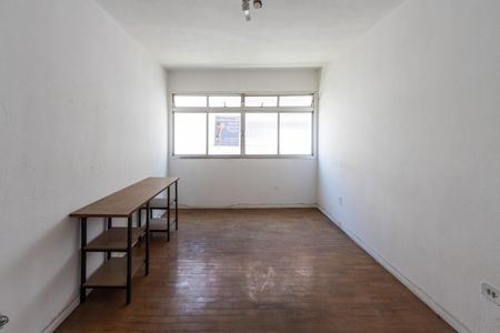 Apartamento à venda com 74m², 2 quartos e sem vagaSala
