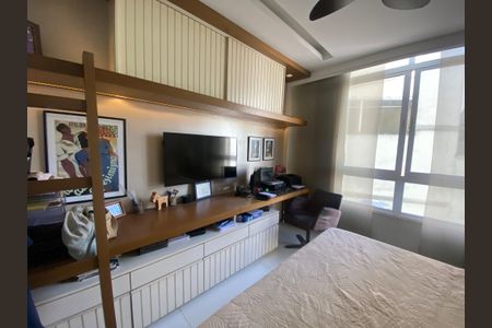 Apartamento à venda com 150m², 3 quartos e 1 vagaSuíte 3