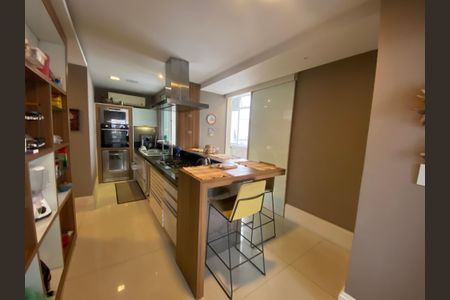 Apartamento à venda com 150m², 3 quartos e 1 vagaCozinha