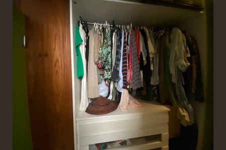 Apartamento à venda com 150m², 3 quartos e 1 vagaCloset do Quarto