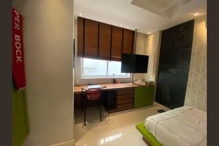 Quarto de apartamento à venda com 3 quartos, 150m² em Leblon, Rio de Janeiro