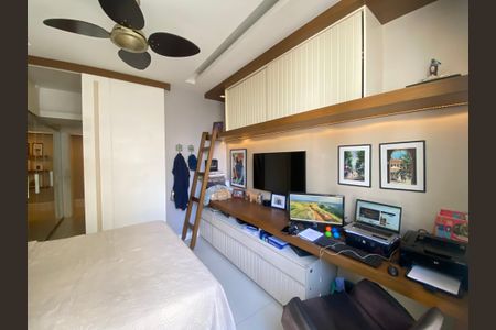 Apartamento à venda com 150m², 3 quartos e 1 vagaSuíte 3