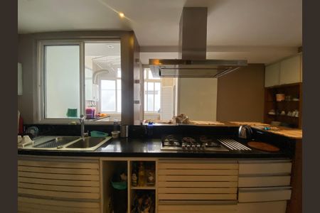 Apartamento à venda com 150m², 3 quartos e 1 vagaCozinha