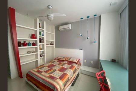 Apartamento à venda com 150m², 3 quartos e 1 vagaSuíte 