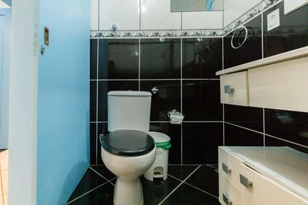 Apartamento à venda com 70m², 2 quartos e sem vaga Apartamento à venda com 70m², 2 quartos e sem vagaBanheiro Social