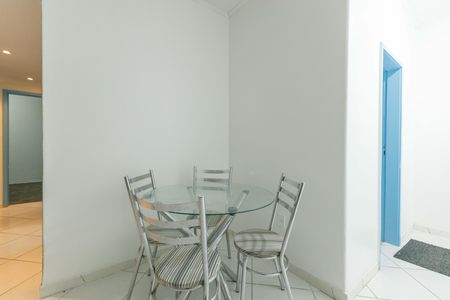 Apartamento à venda com 70m², 2 quartos e sem vaga Apartamento à venda com 70m², 2 quartos e sem vagaSala