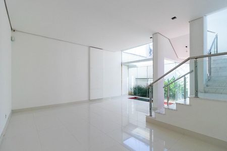 Apartamento para alugar com 1100m², 6 quartos e 6 vagas