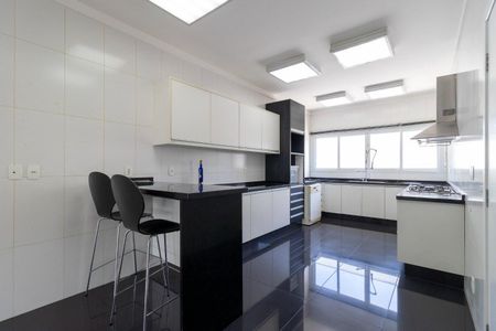 Apartamento para alugar com 1100m², 6 quartos e 6 vagas