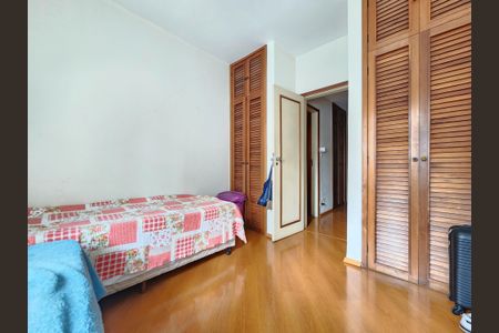 Apartamento à venda com 170m², 4 quartos e 2 vagas Apartamento à venda com 170m², 4 quartos e 2 vagasQuarto 2