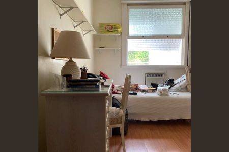 Apartamento à venda com 227m², 4 quartos e 1 vaga