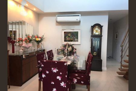 Apartamento à venda com 286m², 4 quartos e 2 vagas