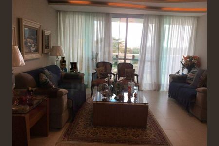 Apartamento à venda com 286m², 4 quartos e 2 vagas