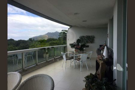 Apartamento à venda com 286m², 4 quartos e 2 vagas