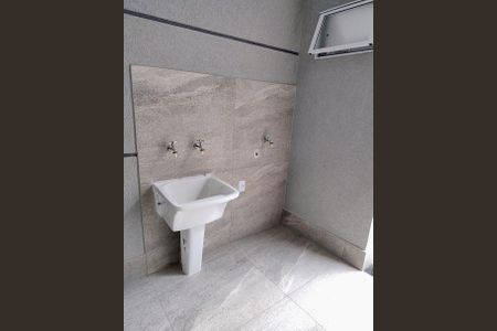 Casa à venda com 2 quartos, 146m² em Parque Sao Domingos, São Paulo