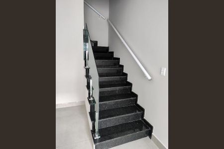 Casa à venda com 2 quartos, 146m² em Parque Sao Domingos, São Paulo