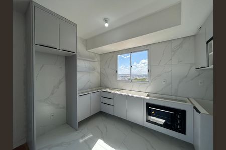 Apartamento à venda com 60m², 2 quartos e 1 vagaCozinha