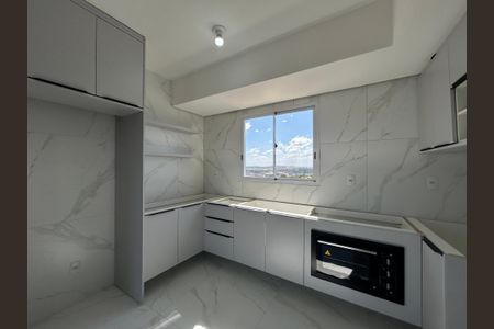 Apartamento à venda com 60m², 2 quartos e 1 vagaCozinha