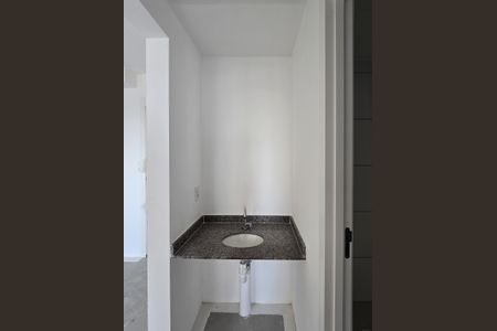 Apartamento à venda com 34m², 2 quartos e sem vaga Apartamento à venda com 34m², 2 quartos e sem vagaBanheiro Social