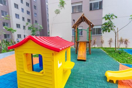 Apartamento à venda com 34m², 2 quartos e sem vaga Apartamento à venda com 34m², 2 quartos e sem vagaÁrea comum - Playground