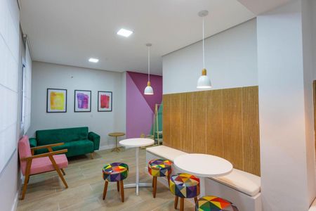 Apartamento à venda com 34m², 2 quartos e sem vaga Apartamento à venda com 34m², 2 quartos e sem vagaÁrea comum