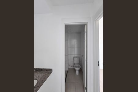 Apartamento à venda com 34m², 2 quartos e sem vaga Apartamento à venda com 34m², 2 quartos e sem vagaBanheiro Social