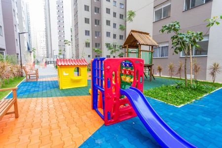 Apartamento à venda com 34m², 2 quartos e sem vaga Apartamento à venda com 34m², 2 quartos e sem vagaÁrea comum - Playground
